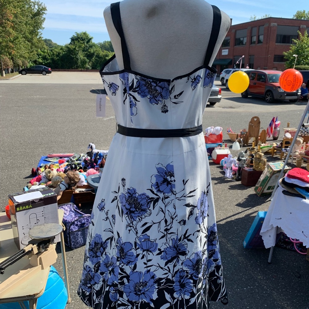 Dress barn Sun Tag dress. - Picture 4 of 7